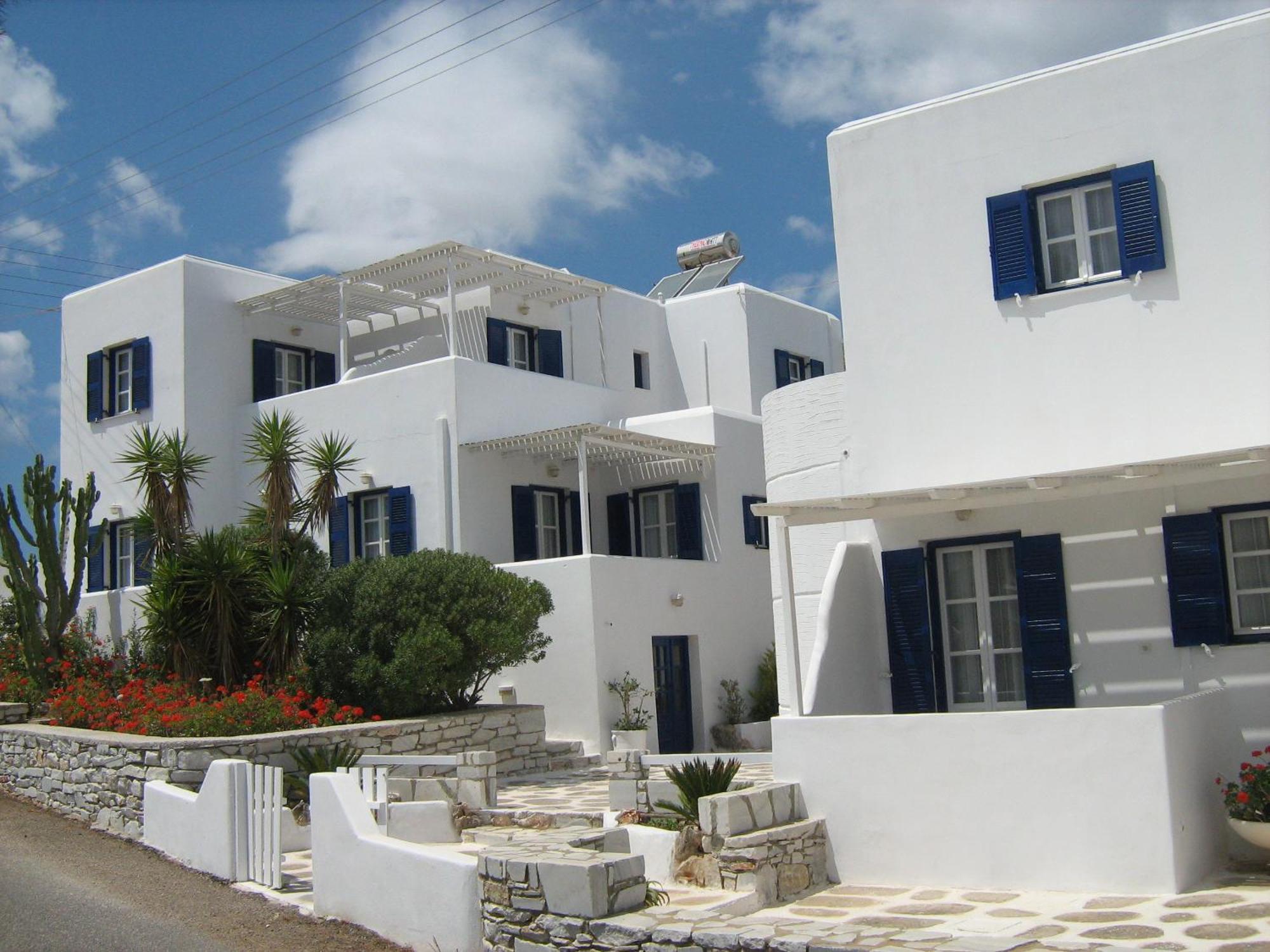 Nicos Studios & Apartments Logaras Eksteriør billede