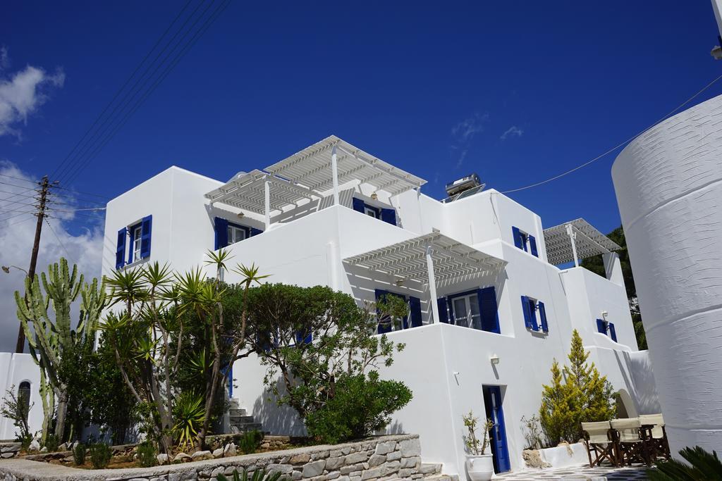 Nicos Studios & Apartments Logaras Eksteriør billede
