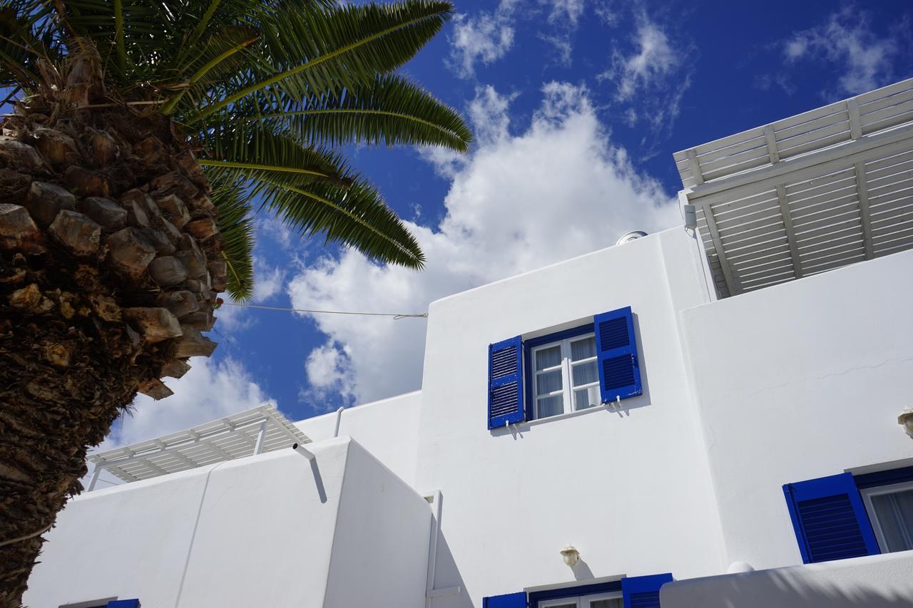 Nicos Studios & Apartments Logaras Eksteriør billede