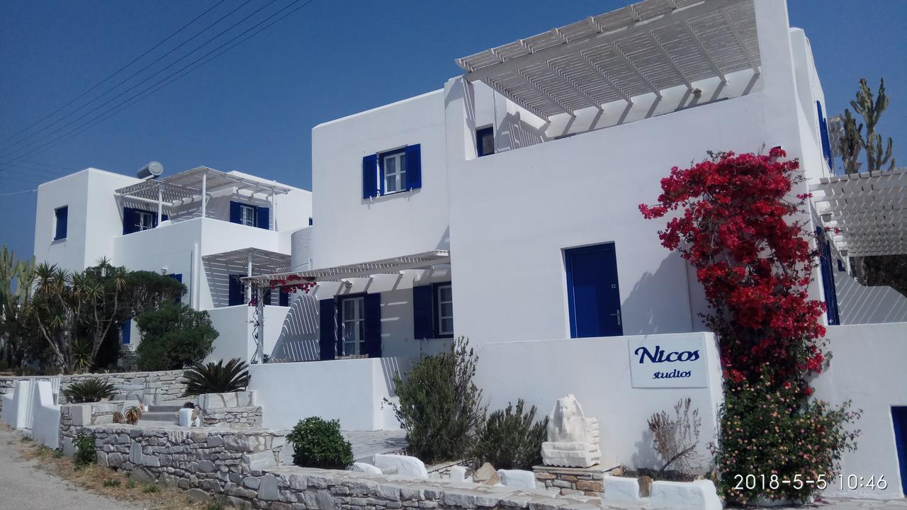 Nicos Studios & Apartments Logaras Eksteriør billede