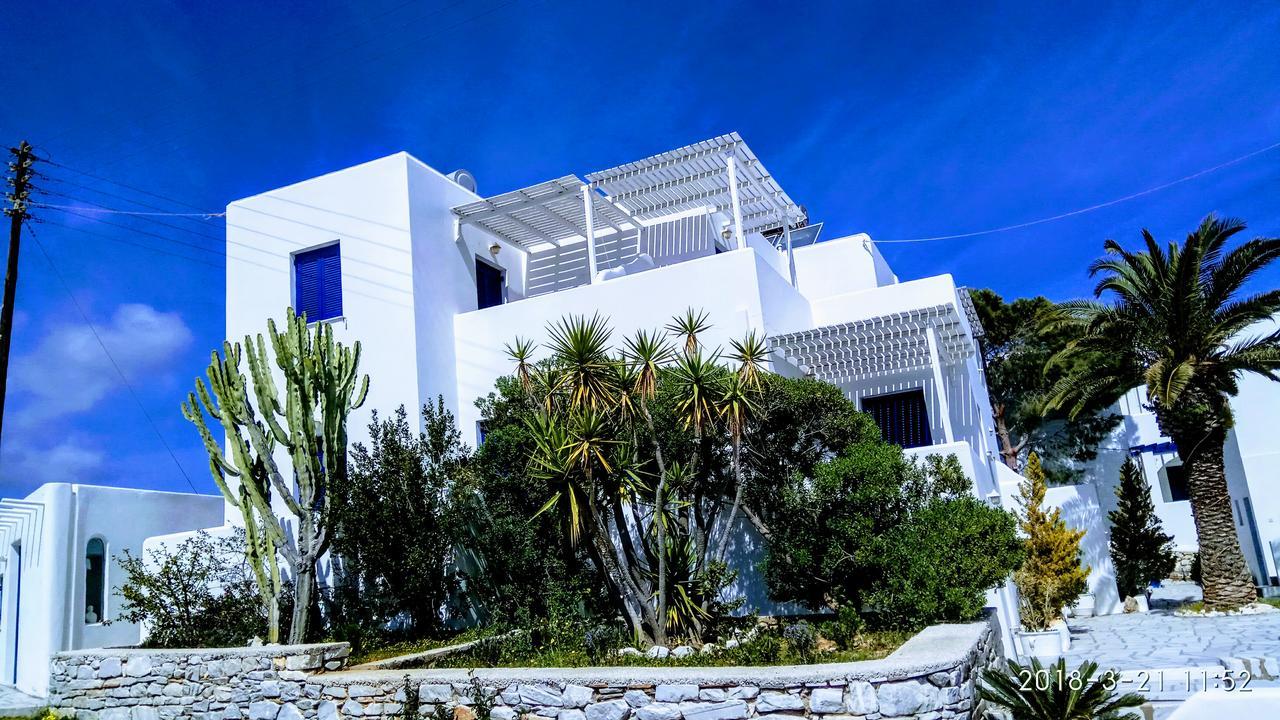 Nicos Studios & Apartments Logaras Eksteriør billede