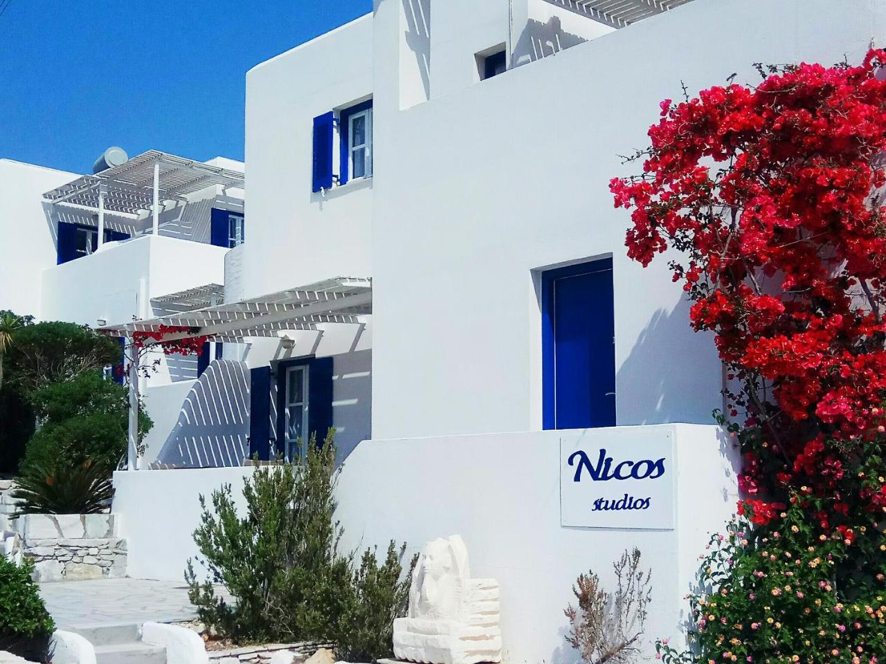 Nicos Studios & Apartments Logaras Eksteriør billede